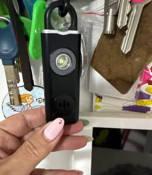 Customer photo review of Alarma de seguridad personal