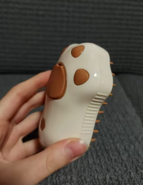 Customer photo review of Cepillo a Vapor 3 en 1 para tu Mascota