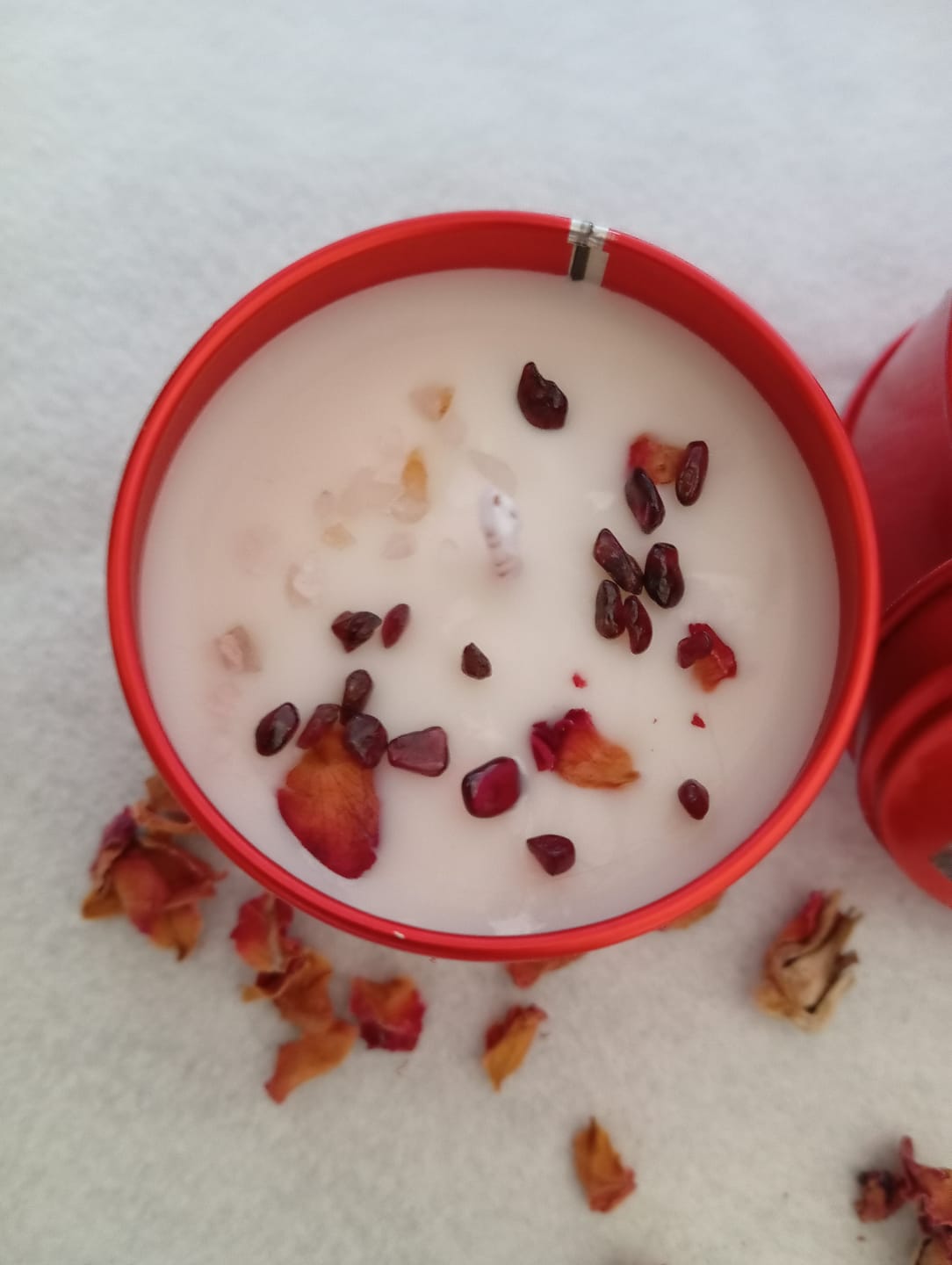Customer photo review of Tarro con tapa de color Rojo