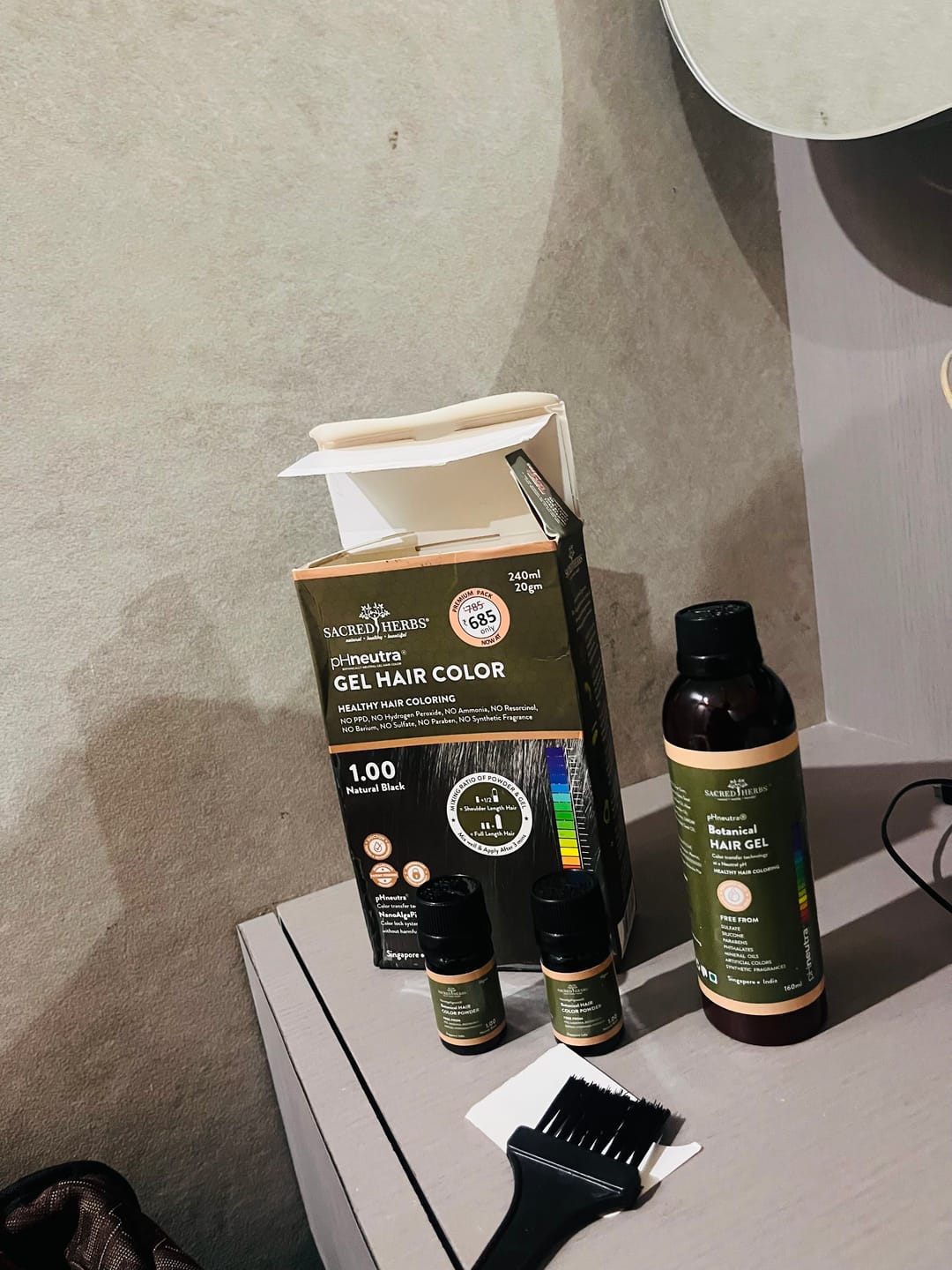 Customer photo review of Sacred Herbs® Damage Free pH Neutral Gel Colour - Available in 5 Shades (Premium Pack)