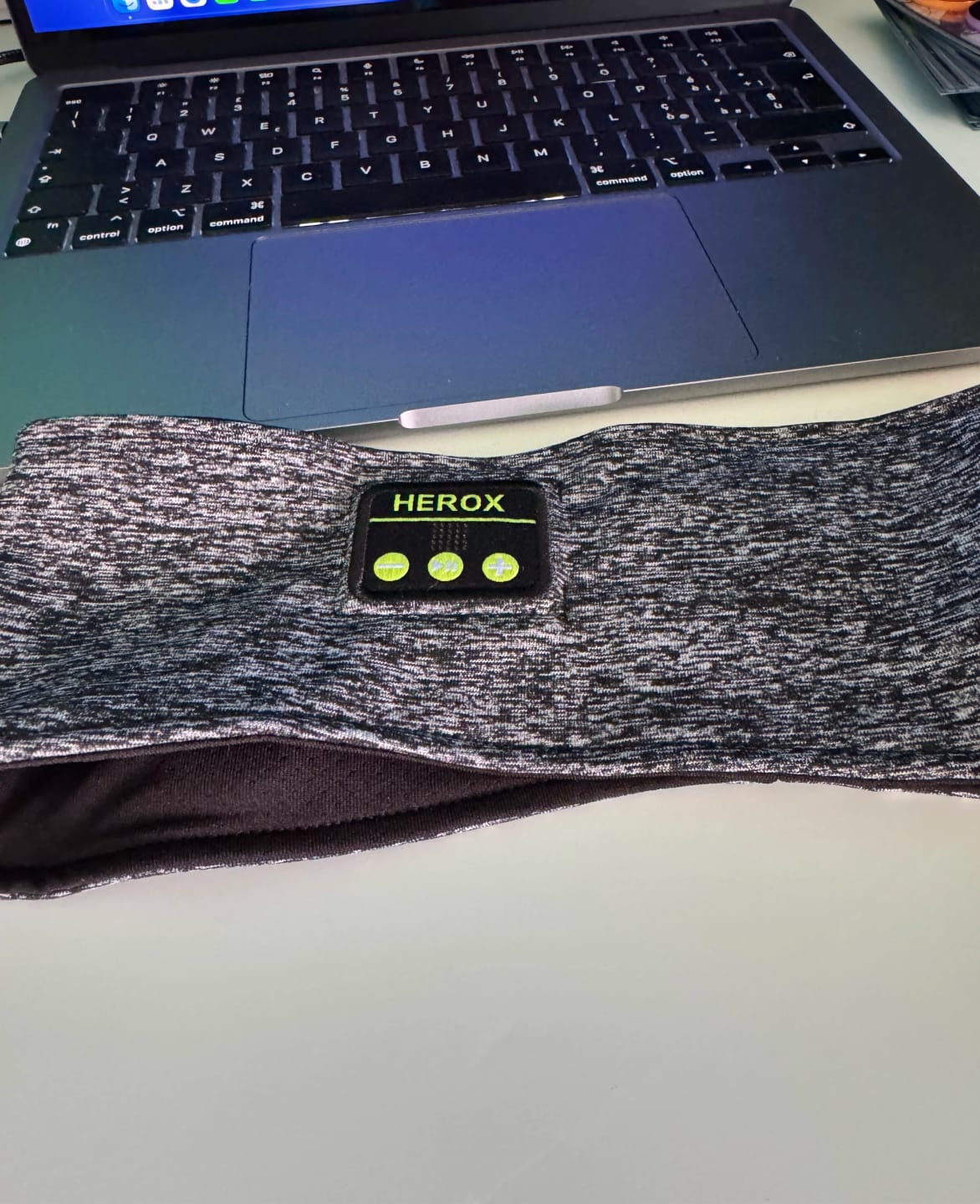 Customer photo review of AirBand - Fascia Musicale