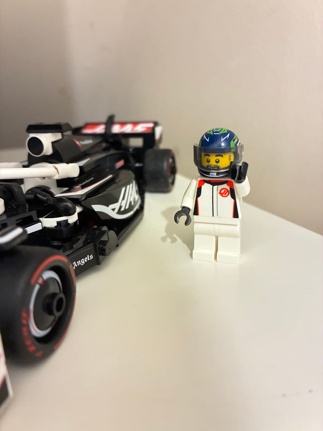 Customer photo review of Bearman Custom Minifig  Helmet