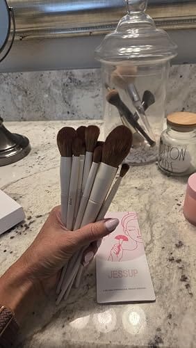 Customer photo review of Luxury Light Gray Comprehensive Eye and Face Brush Set 14pcs T329