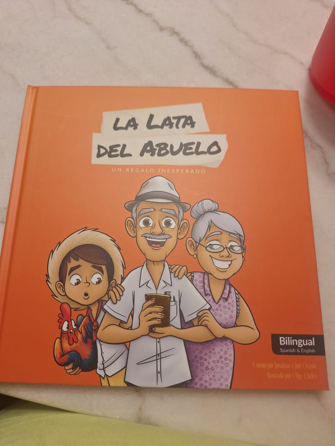 Customer photo review of La Lata del Abuelo | Libro Bilingüe
