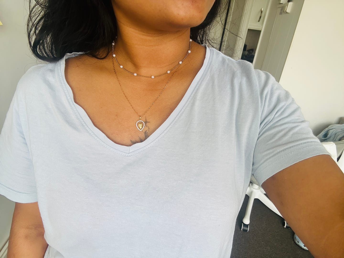 Customer photo review of Nura Pearl 18K Gold Necklace