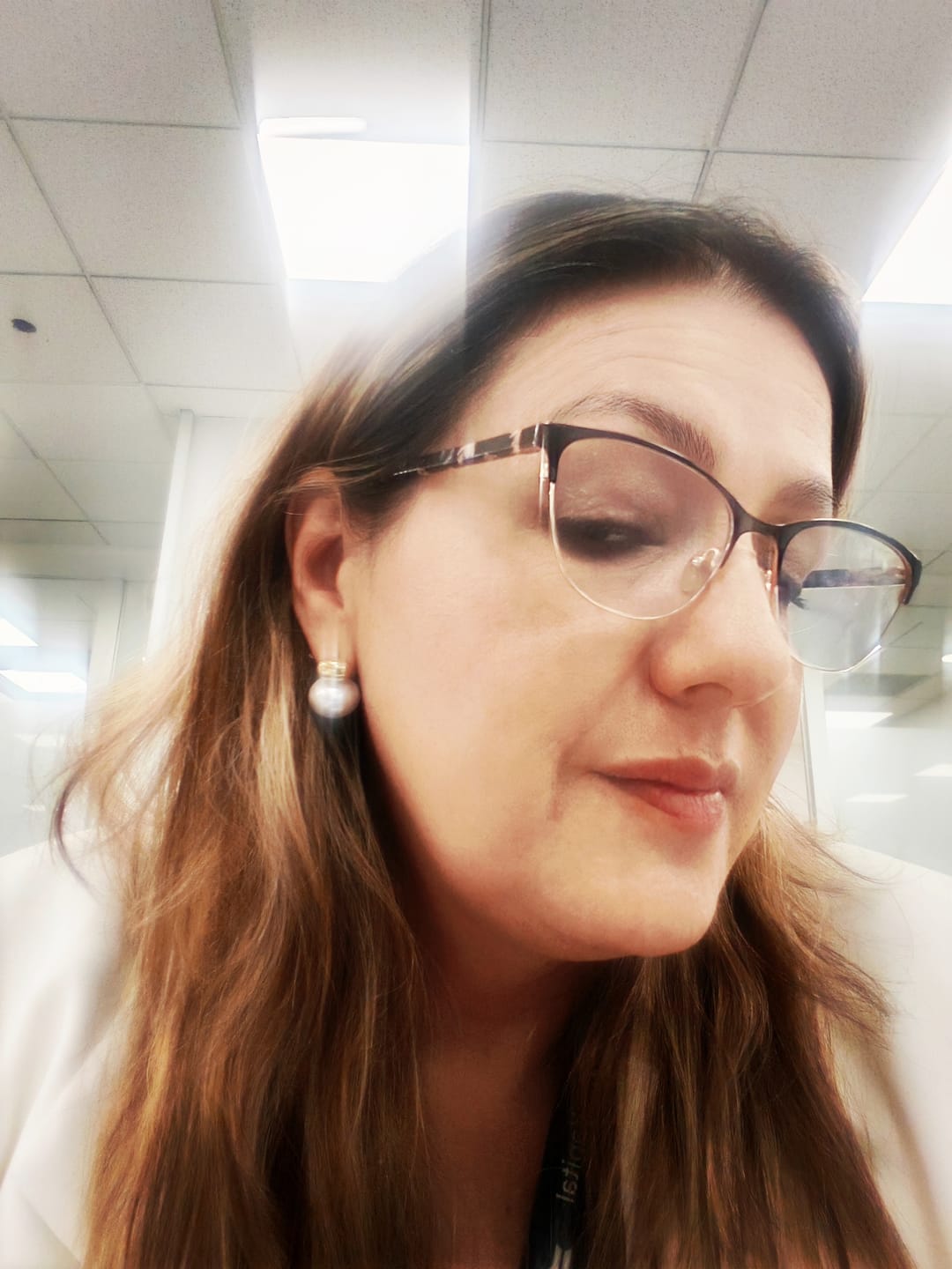 Customer photo review of Par Arete Ovalado Con Perla Grande