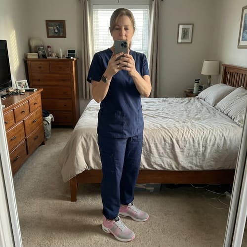 Customer photo review of Norvan 12-Hour Shift Shoes for All-Day Foot, Knee & Back Pain Relief