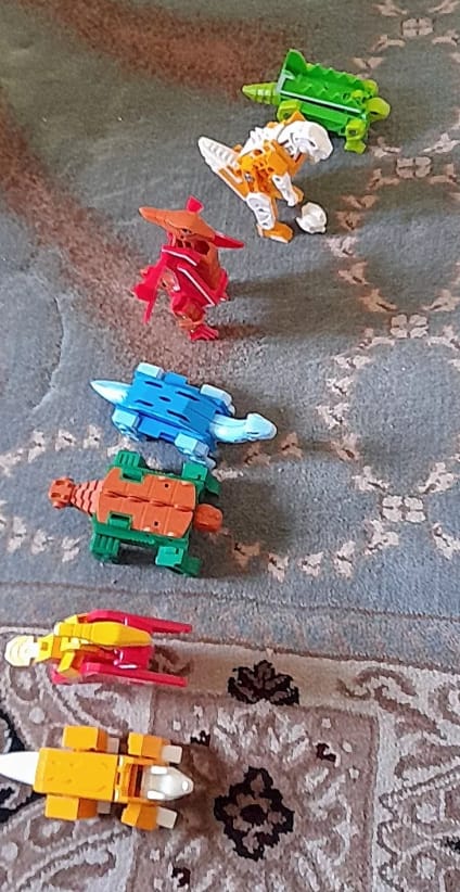 Customer photo review of アルファベット変身ロボット