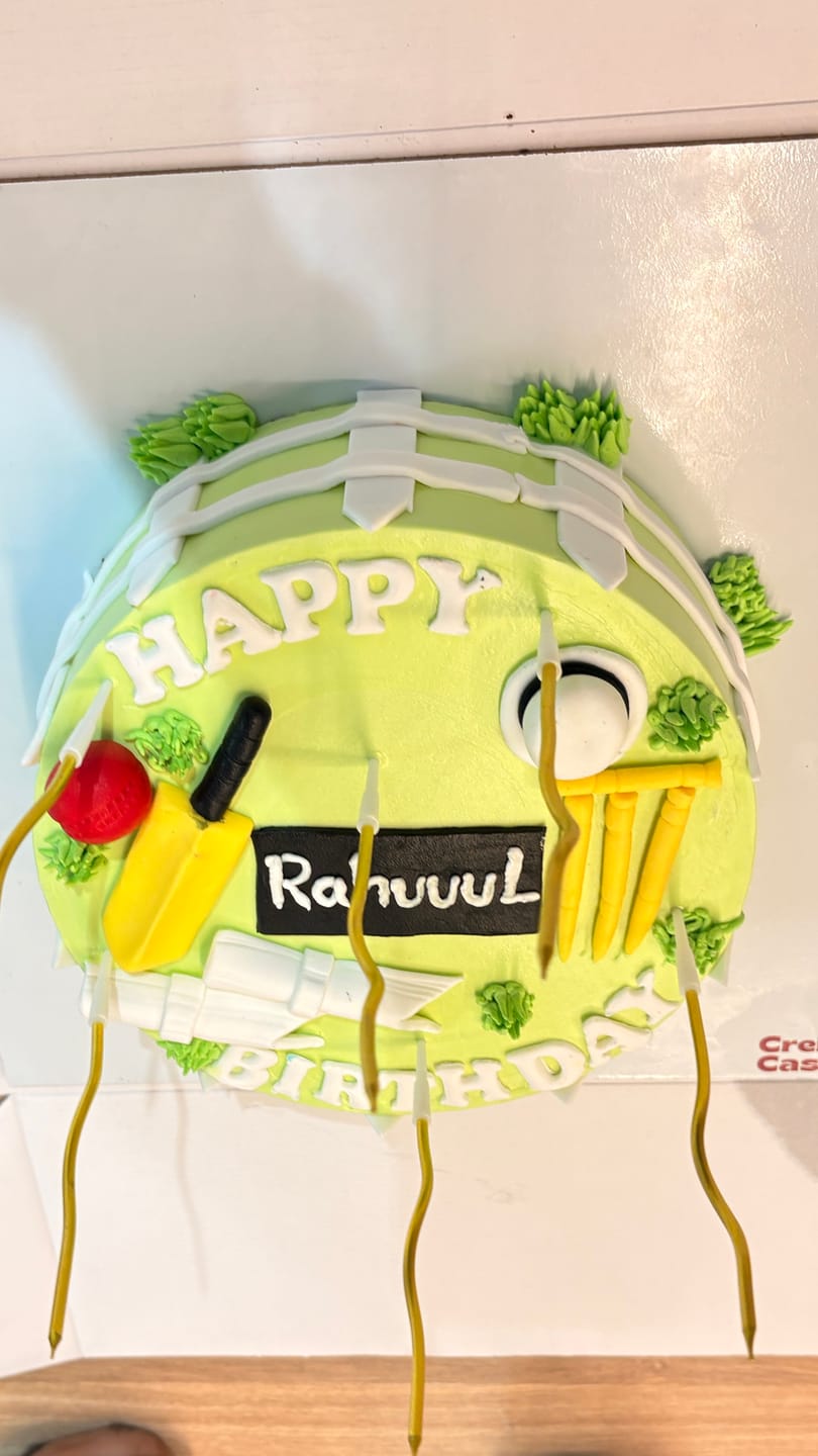 Customer photo review of Cricket Lover Cake