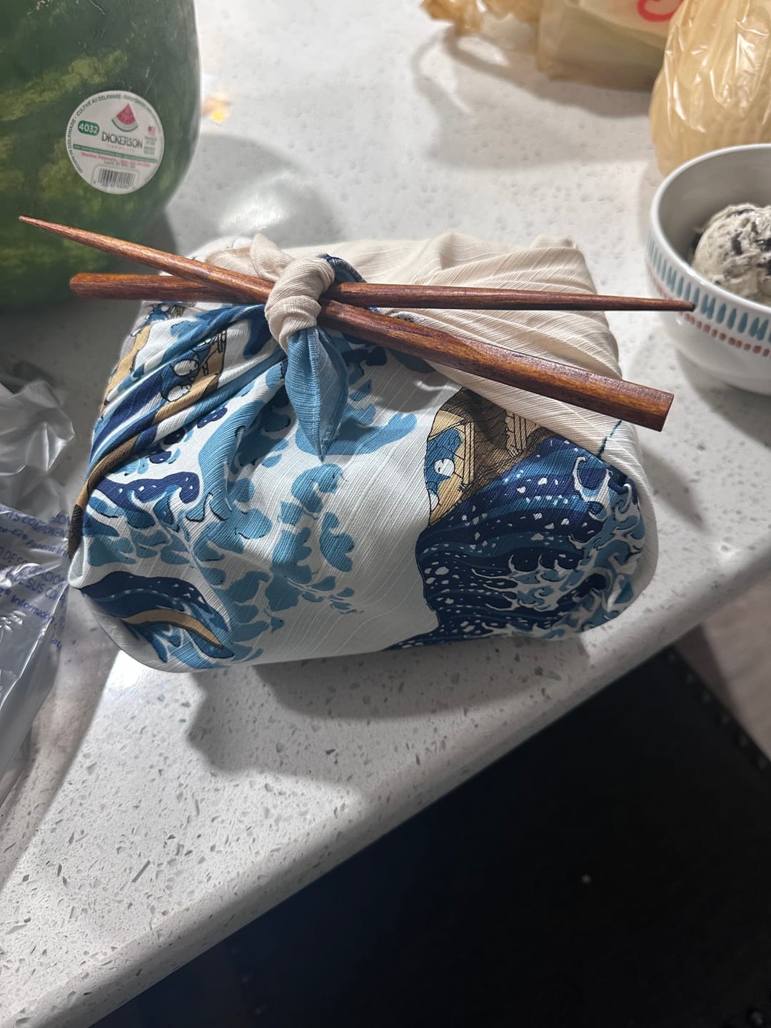 Customer photo review of Sumidagawa Furoshiki 48cm | The Great Wave
