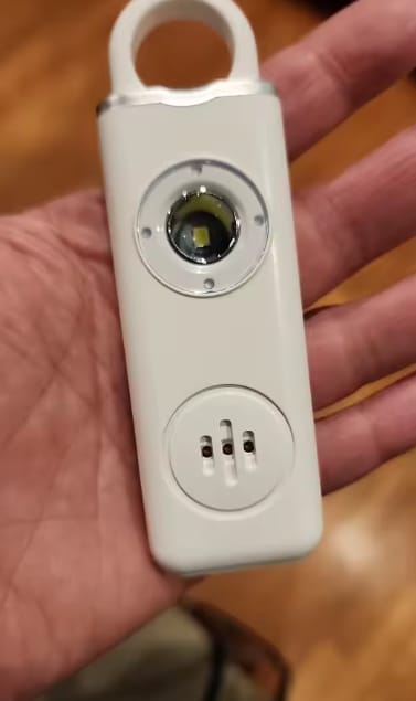 Customer photo review of Alarma de seguridad personal