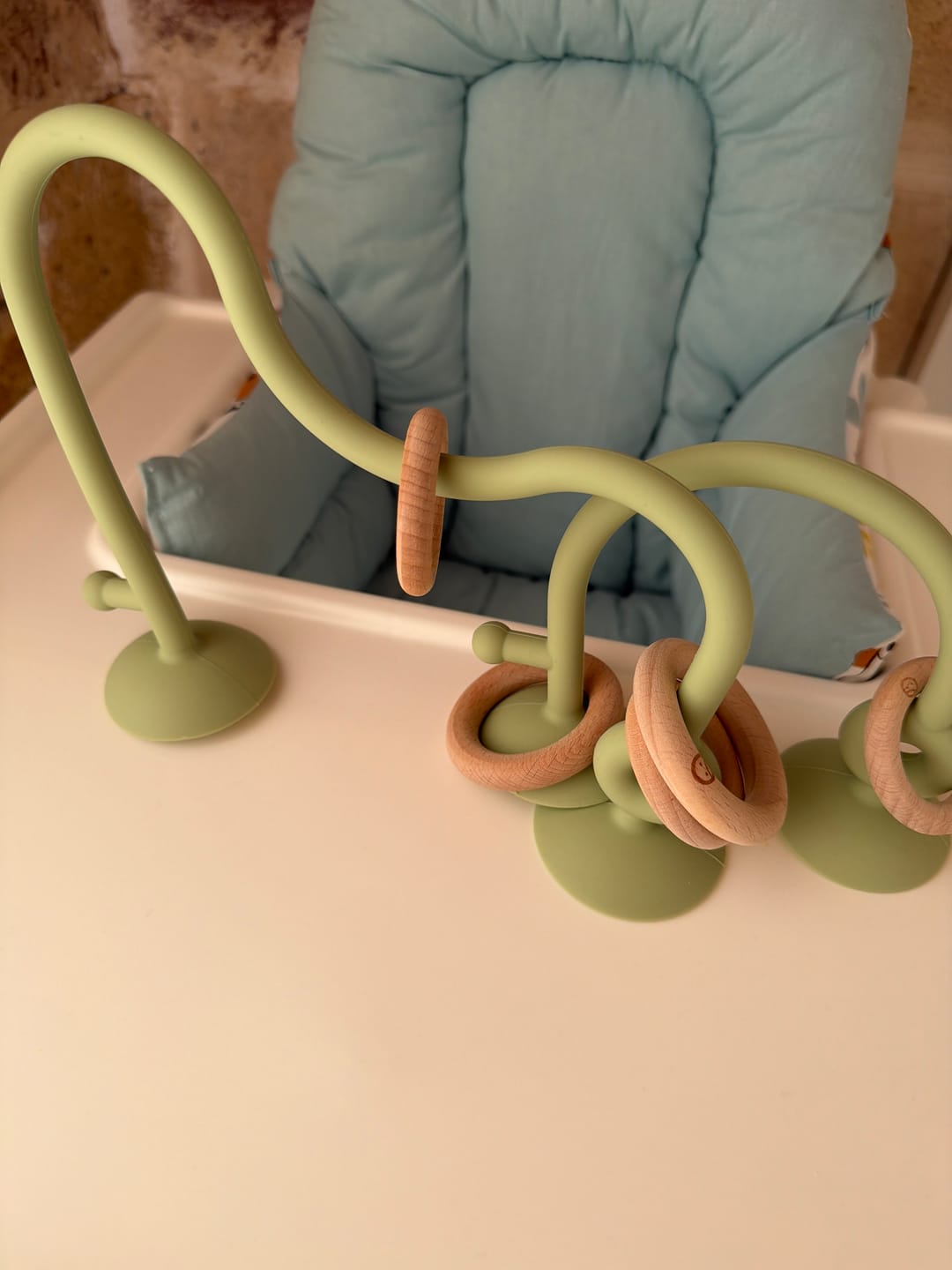 Customer photo review of Silikon Eğitici Mama Sandalyesi Oyuncağı Yeşil