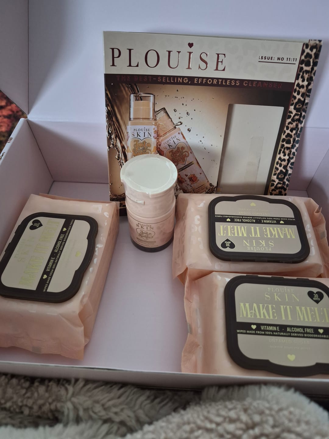 Customer photo review of Cheetah Make It Melt Makeup Remover Wipes