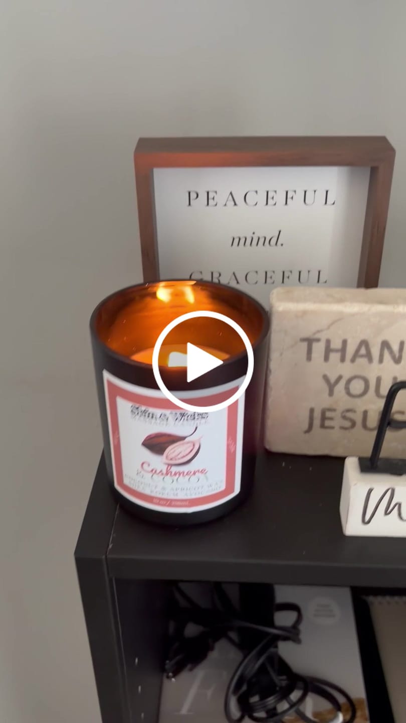 Customer video review of Cocoa Butter Bliss Wood Wooden Wick Candle