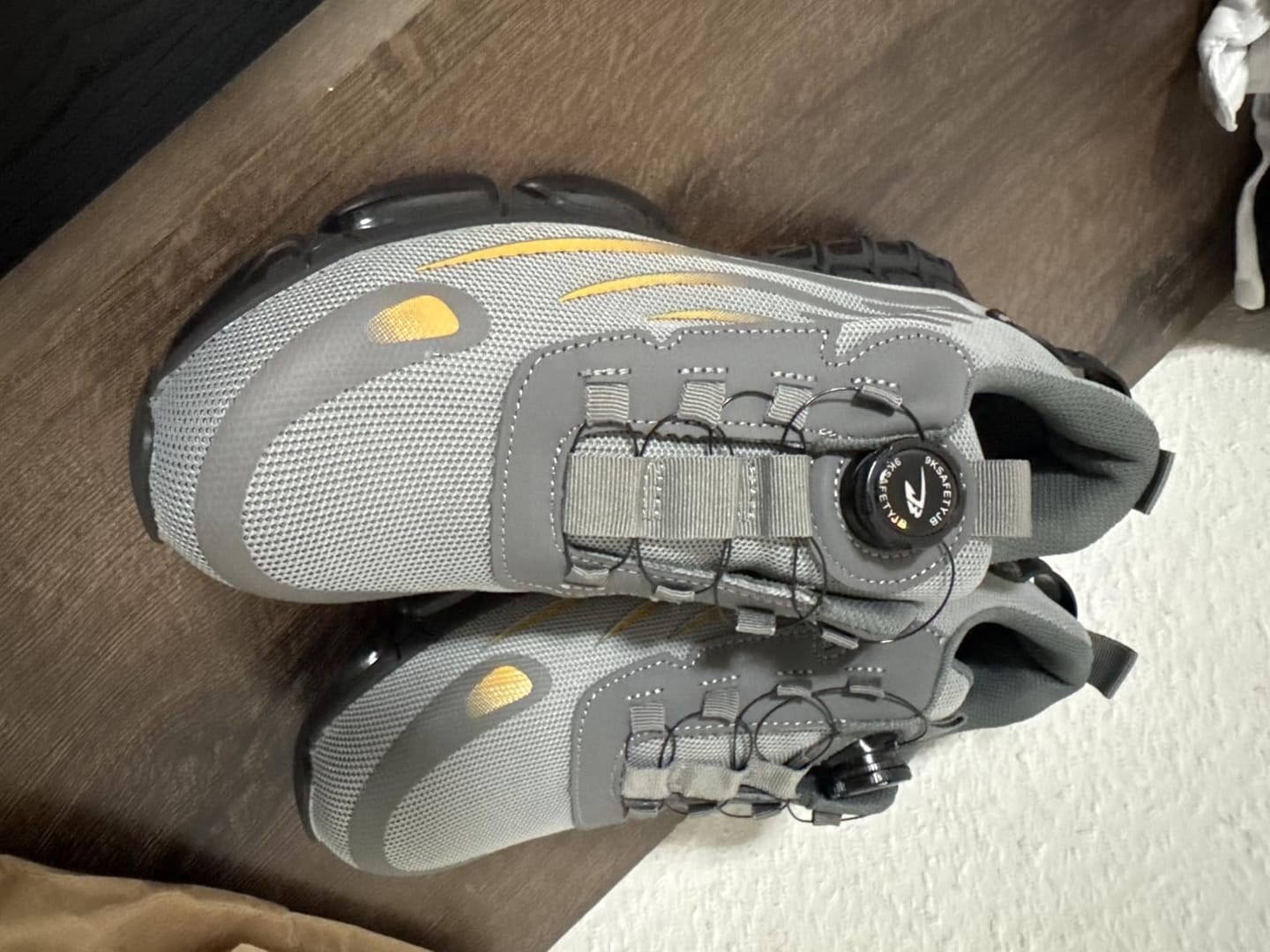 Customer photo review of SALVOX S3 Sicherheitshalbschuh NEXUS™