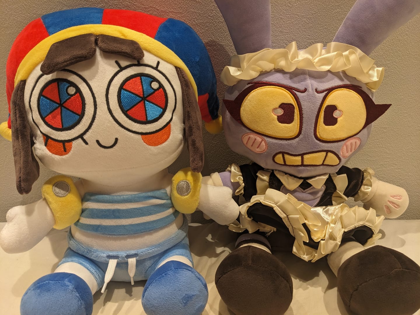 Customer photo review of Beach Pomni Plush