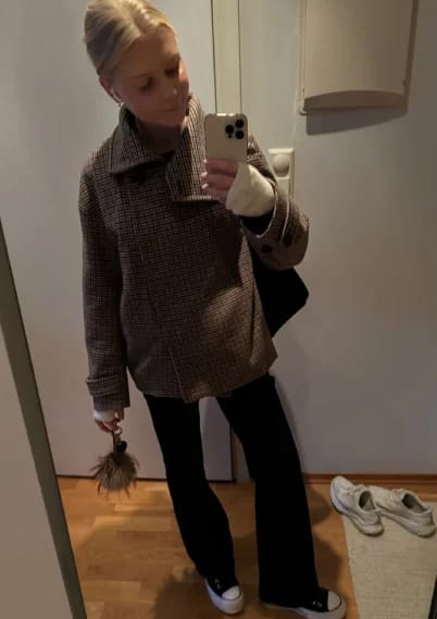 Customer photo review of Nadia Oversized Collar Short Houndstooth Jacket