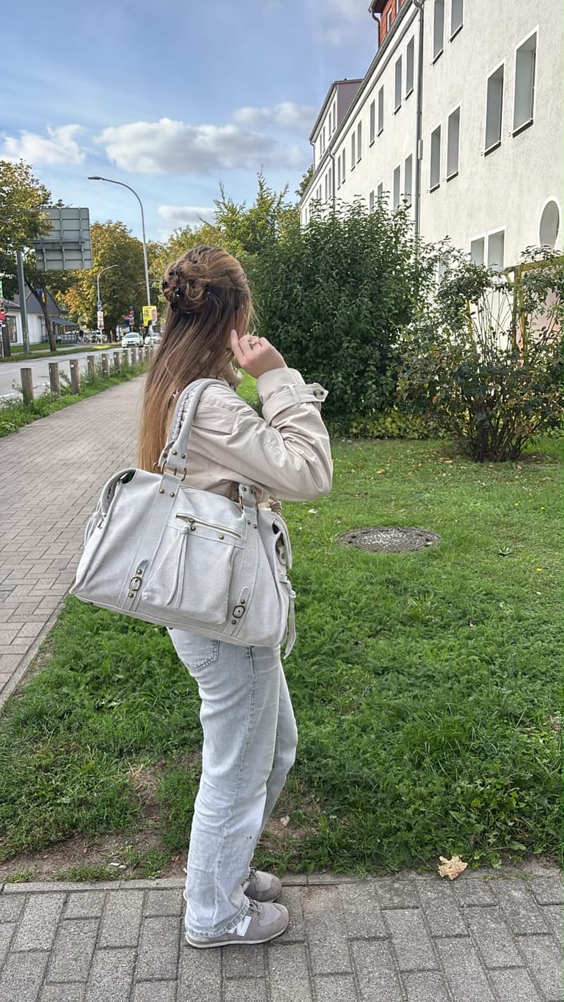 Customer photo review of It girl bag off white