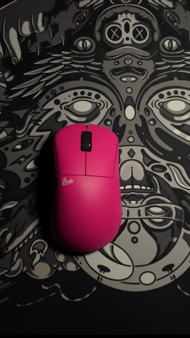 Customer photo review of Pulsar ZywOo The Chosen Gen.2 Wireless Mouse