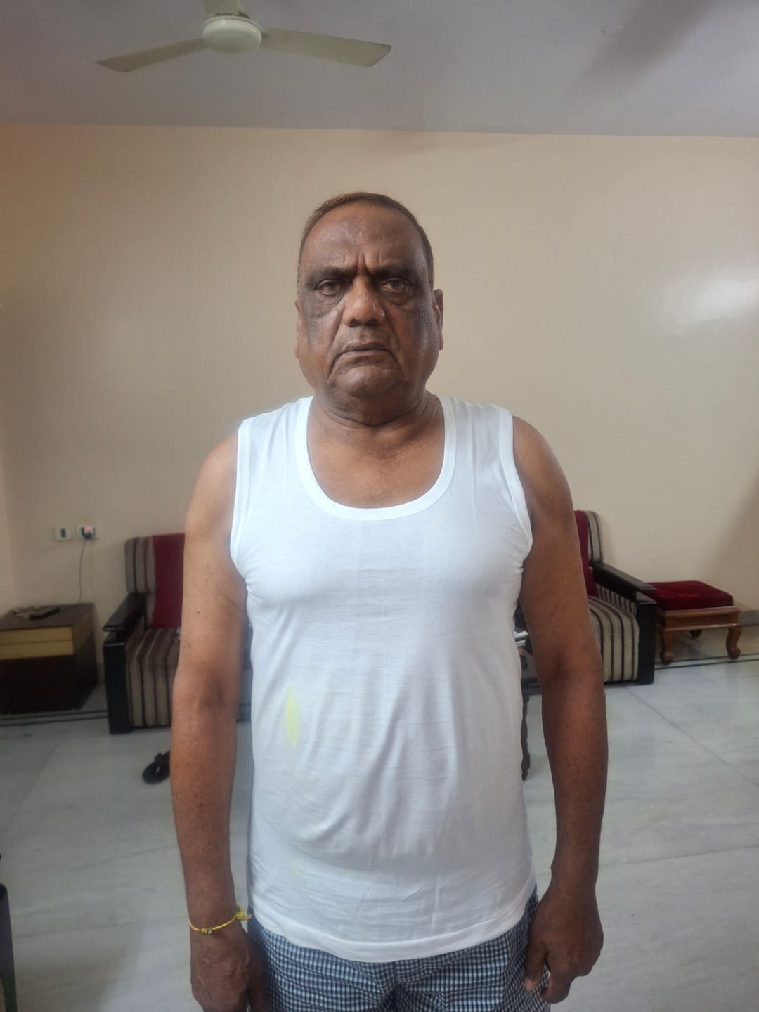 Customer photo review of Kings RNBS - 100%  Cotton White Vest For Mens Combo (Pack of 4) | Uathayam