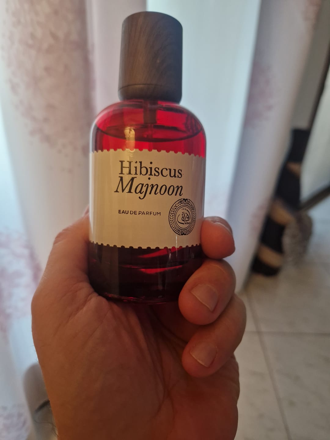 Customer photo review of AFAQ® "HIBISCUS MAJNOON" PROFUMO UNISEX ARABO 100ML