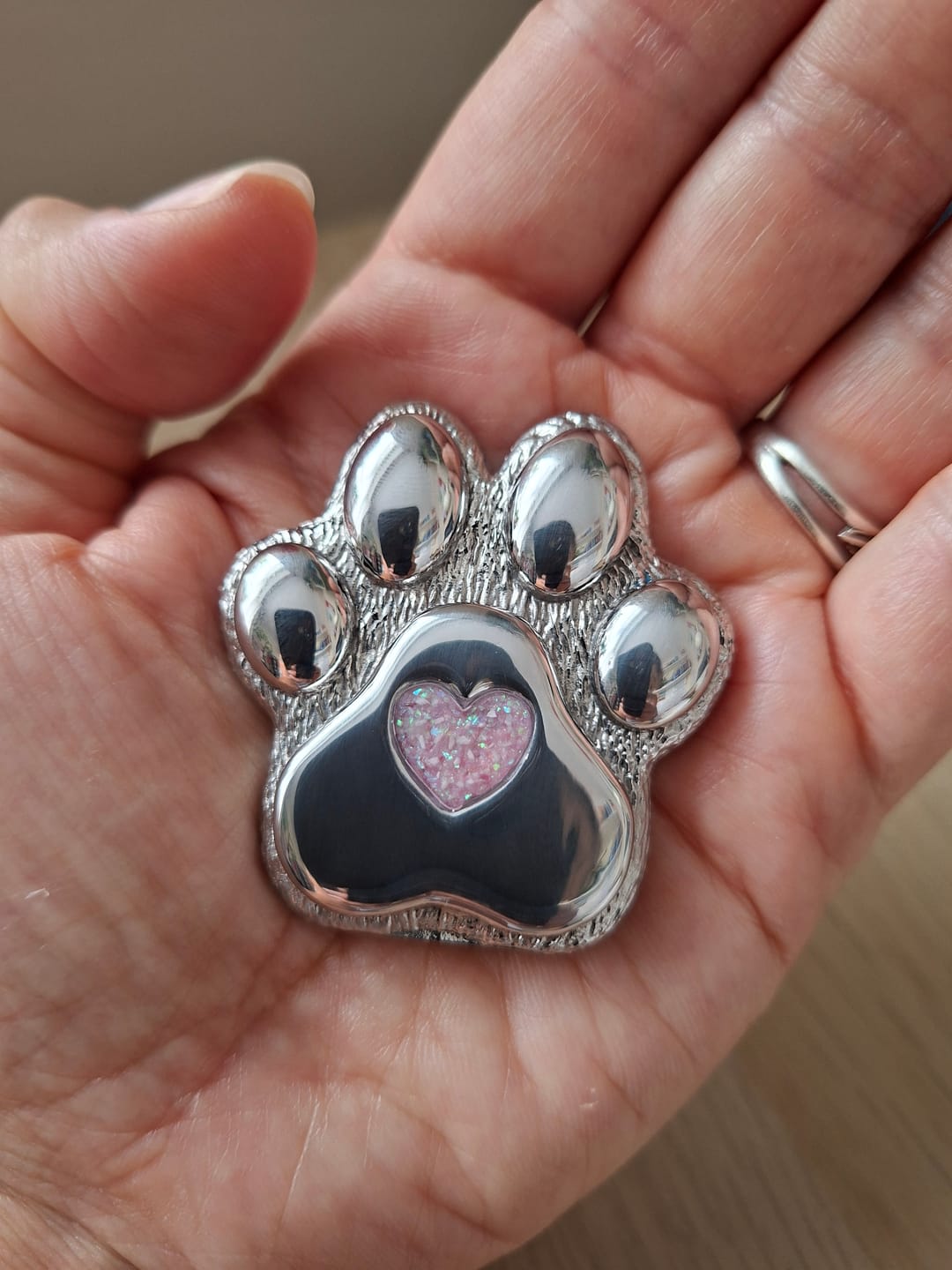 Customer photo review of Pawprint memorial ornament