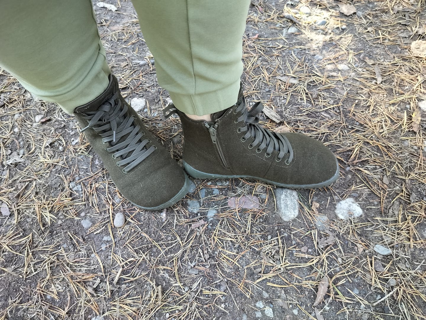 Customer photo review of Vaistoa Tunto 2 -paljasjalkatennarit