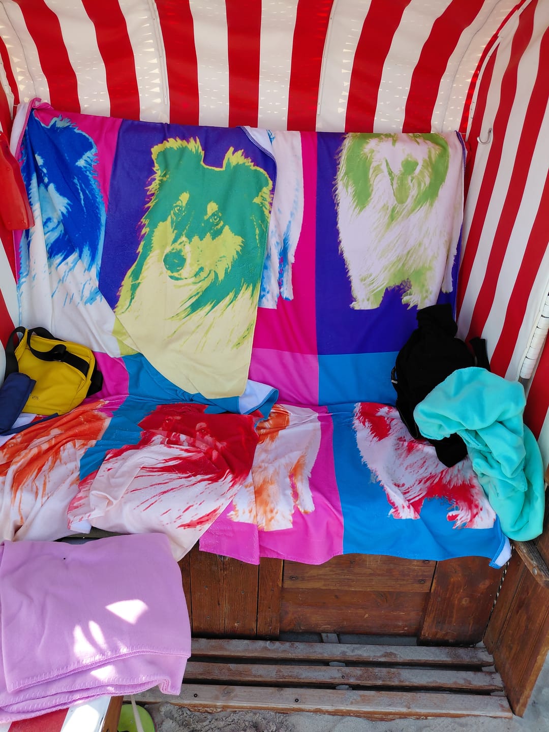 Customer photo review of Personalisiertes Strandtuch - Farbquadrate