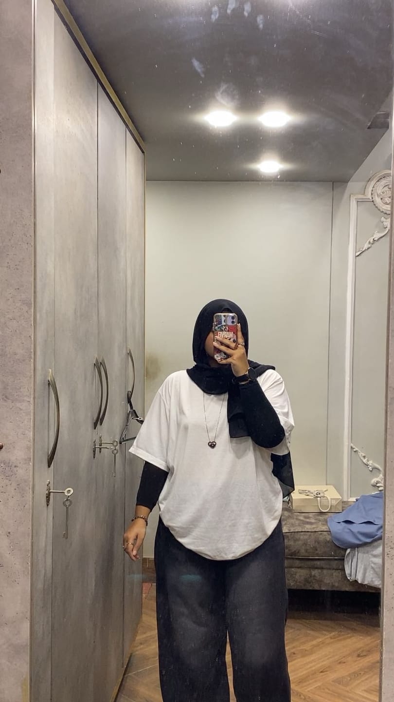 Customer photo review of Midnight Denim - Loose fit - UNISEX