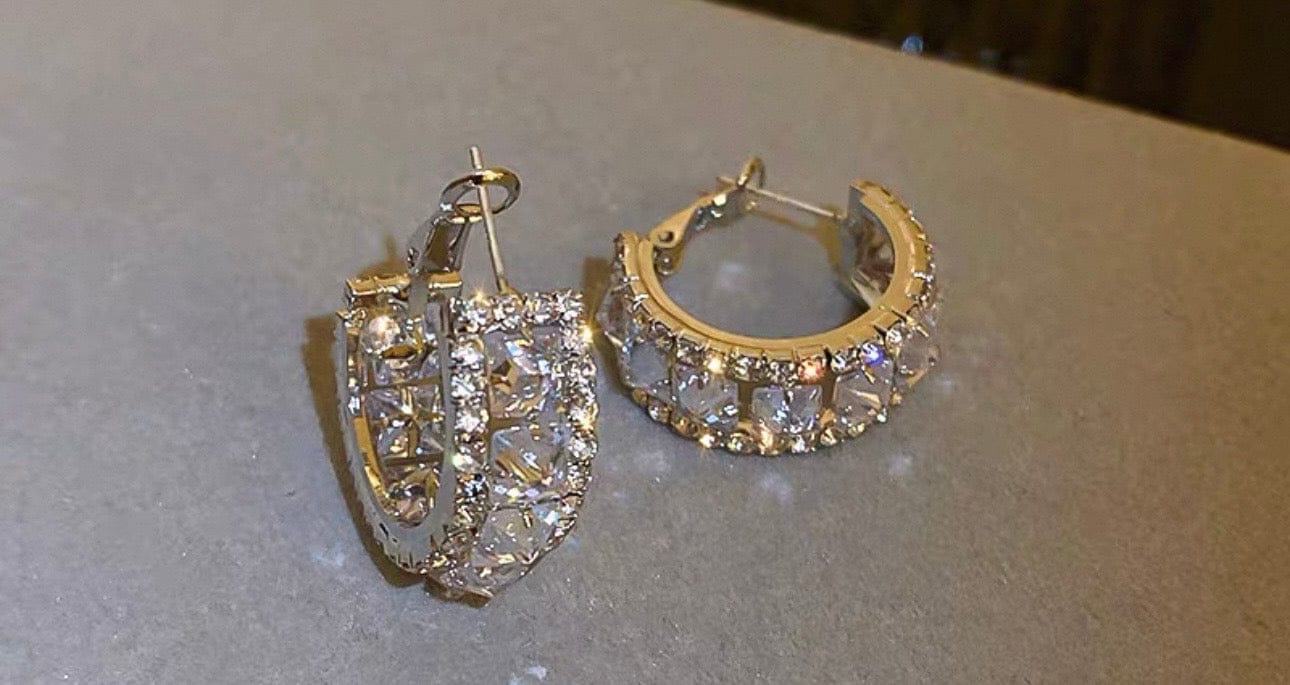 Customer photo review of Sherrie Earrings