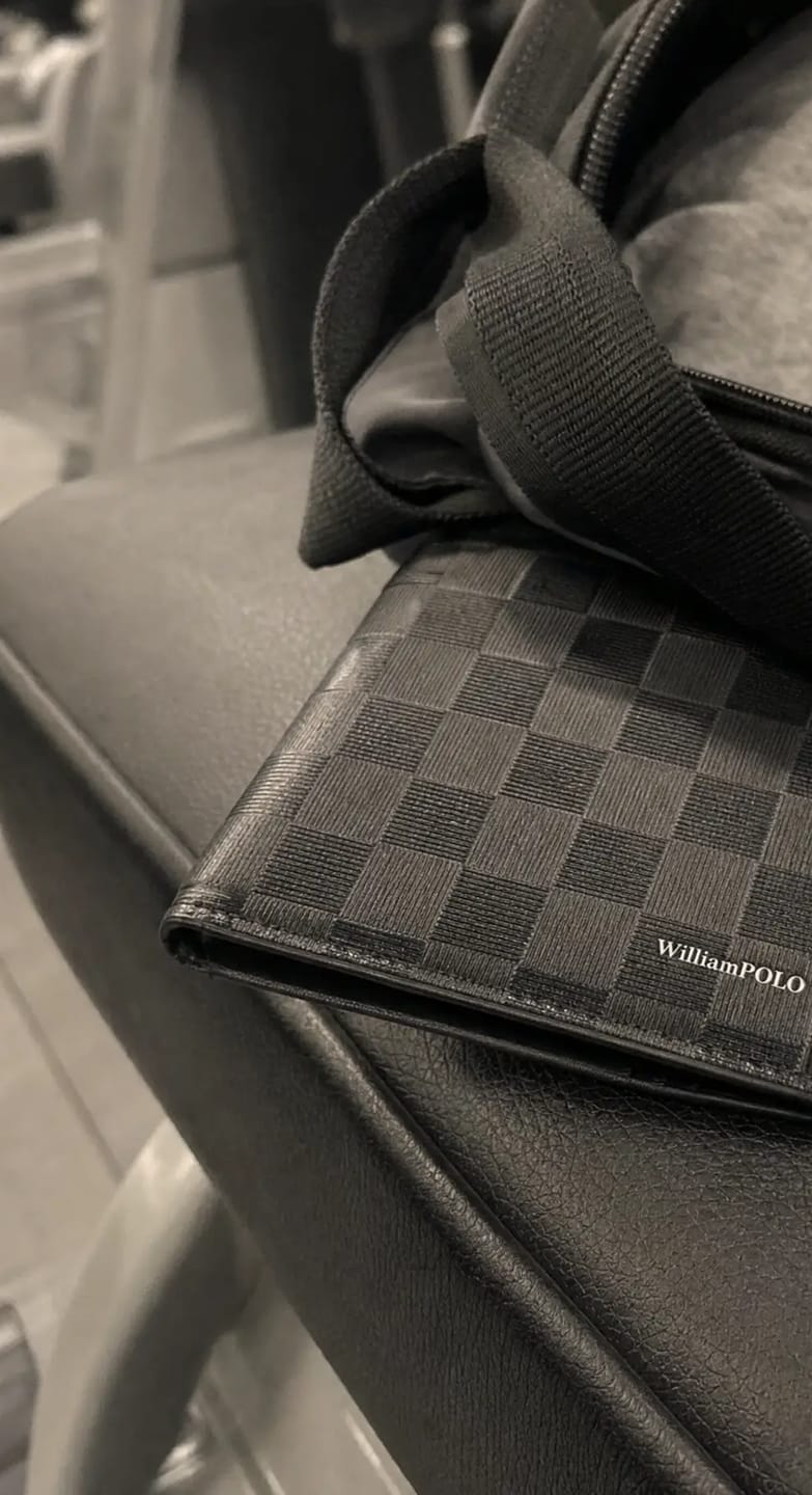 Customer photo review of The Chairman