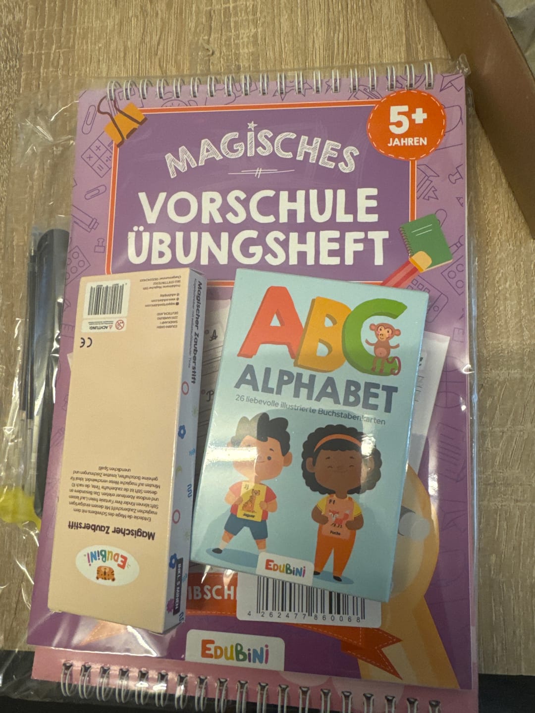 Customer photo review of Edubini Magische Übungshefte® (Geschenk-Starterset)