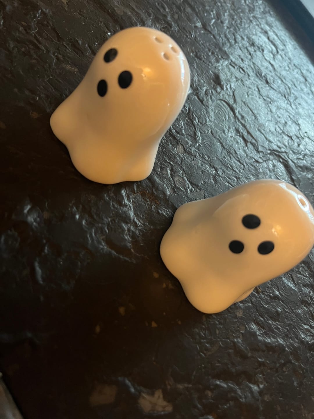 Customer photo review of Geister Salz- & Pfefferstreuer – Süßes Spooky-Set