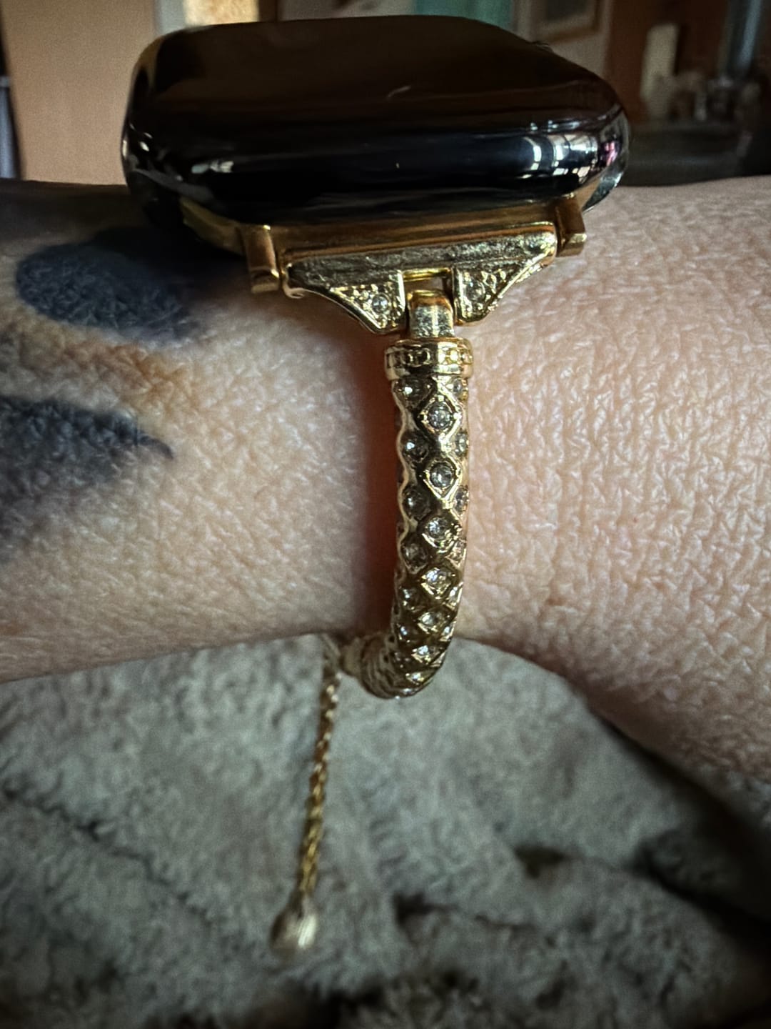 Customer photo review of Nero Cuff