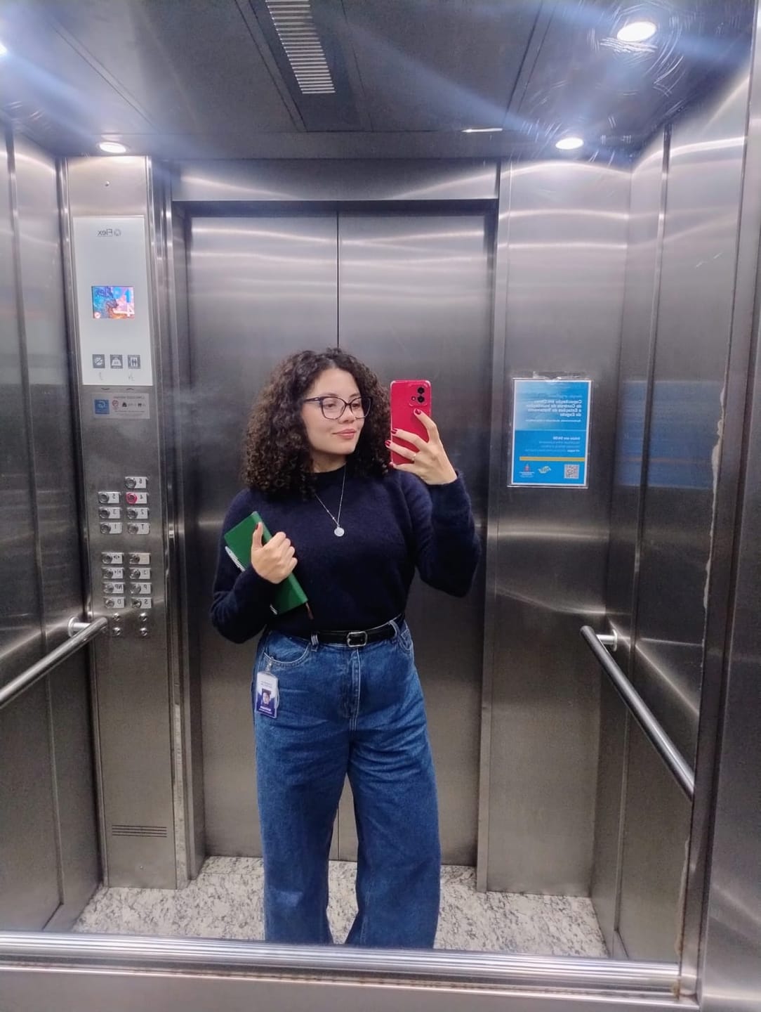 Customer photo review of Calça Jeans Wide Leg Buriti Azul Escuro