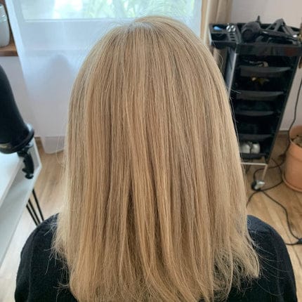 Customer photo review of Middle Part Straight Hair Topper for Thinning Hair – Clip In Crown Volume