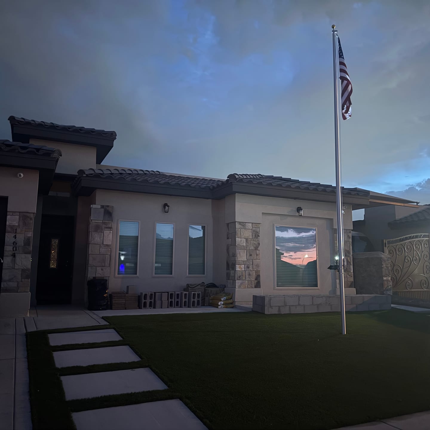 Customer photo review of Solar Powered Flagpole Spot Light