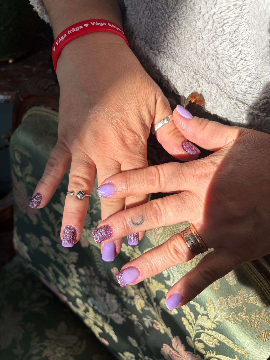 Customer photo review of Glowdip Allt-i-ett Manikyrset