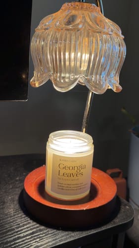 Customer photo review of Georgia Leaves Candle by Eryn Carroll