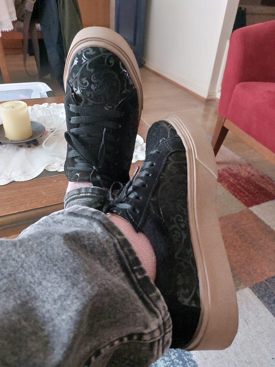 Customer photo review of Inusual black rose