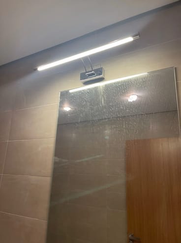 Customer photo review of Arandela Picture Light Bronze LED Quadros Design
