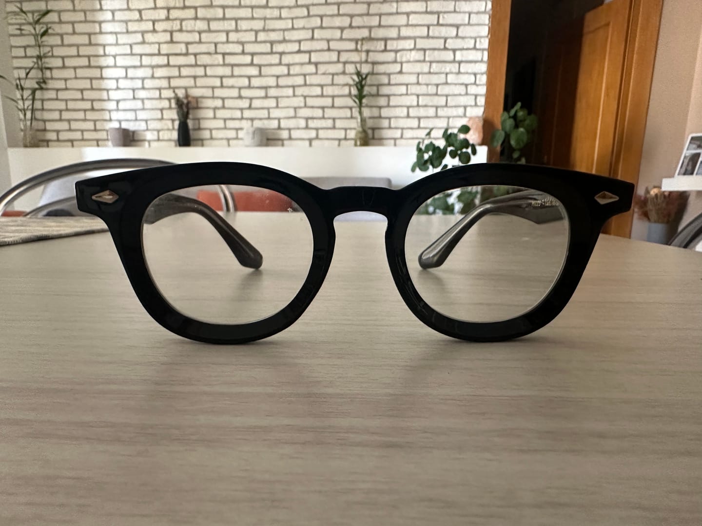 Customer photo review of Miles