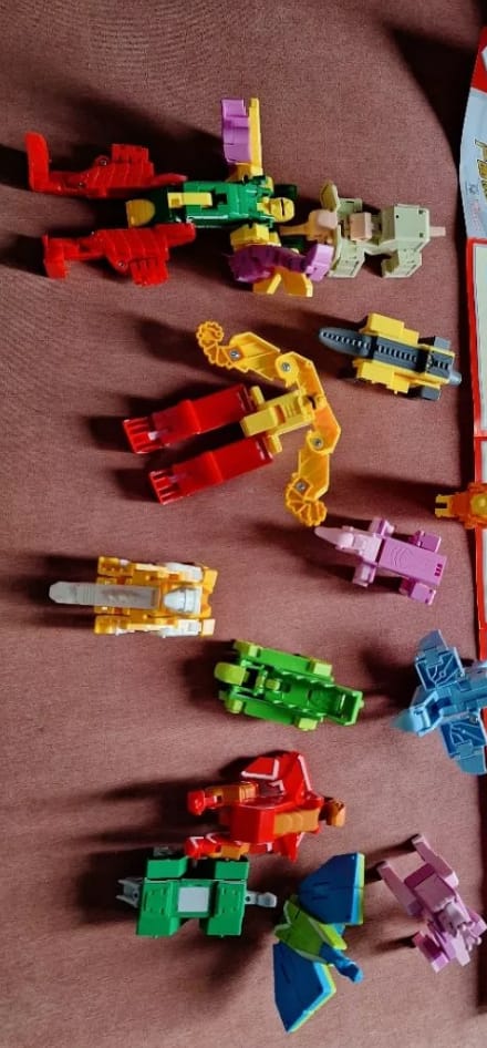 Customer photo review of アルファベット変身ロボット