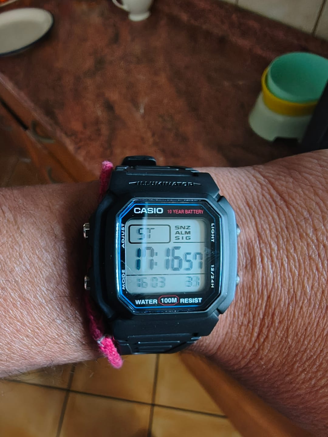 Customer photo review of Reloj Casio Vintage W-800H-1AVDF Líneas Azules