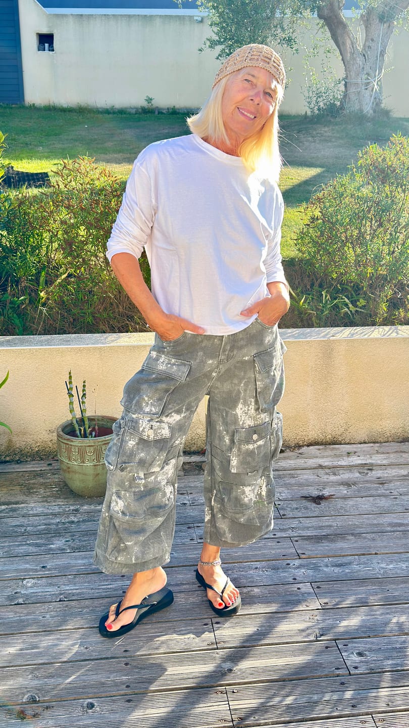 Customer photo review of Pantalon Aly court cargo imprimé effet délavé AK20314