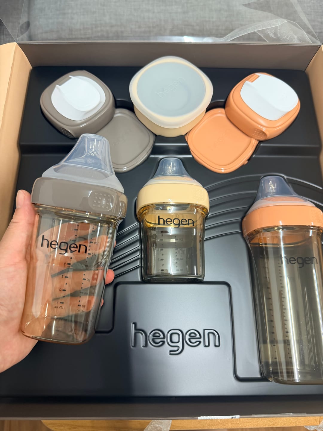Customer photo review of Hegen PPSU Anti-Colic Baby Bottle - 3 to 6 Months - 240ml/8oz - 2-Pack - White
