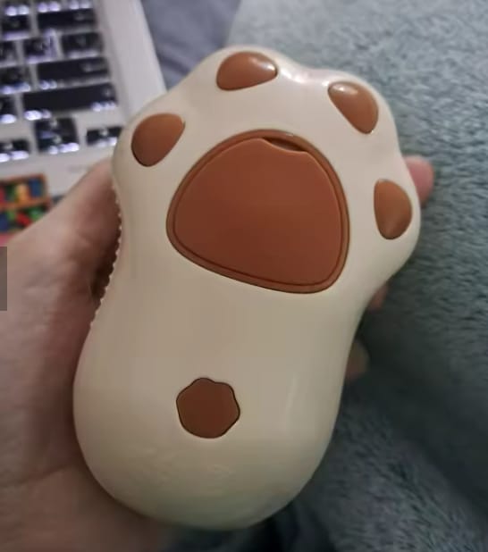 Customer photo review of Cepillo a Vapor 3 en 1 para tu Mascota