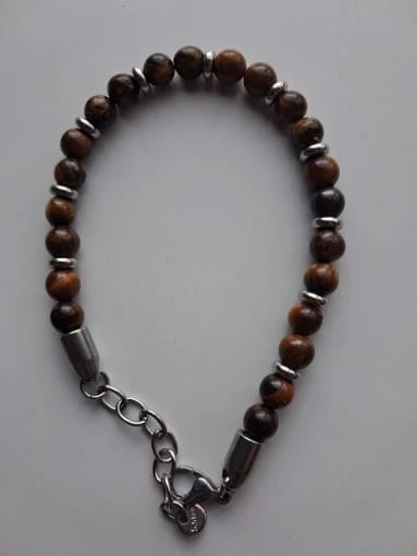 Customer photo review of Bracelet de perles marron