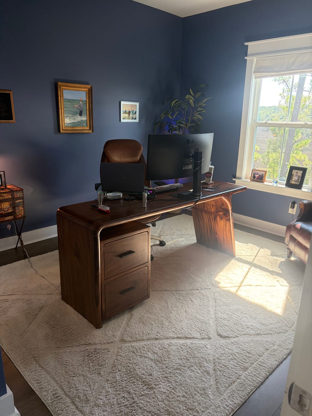 Customer photo review of Modern Wooden Desk With Drawers For Workspace