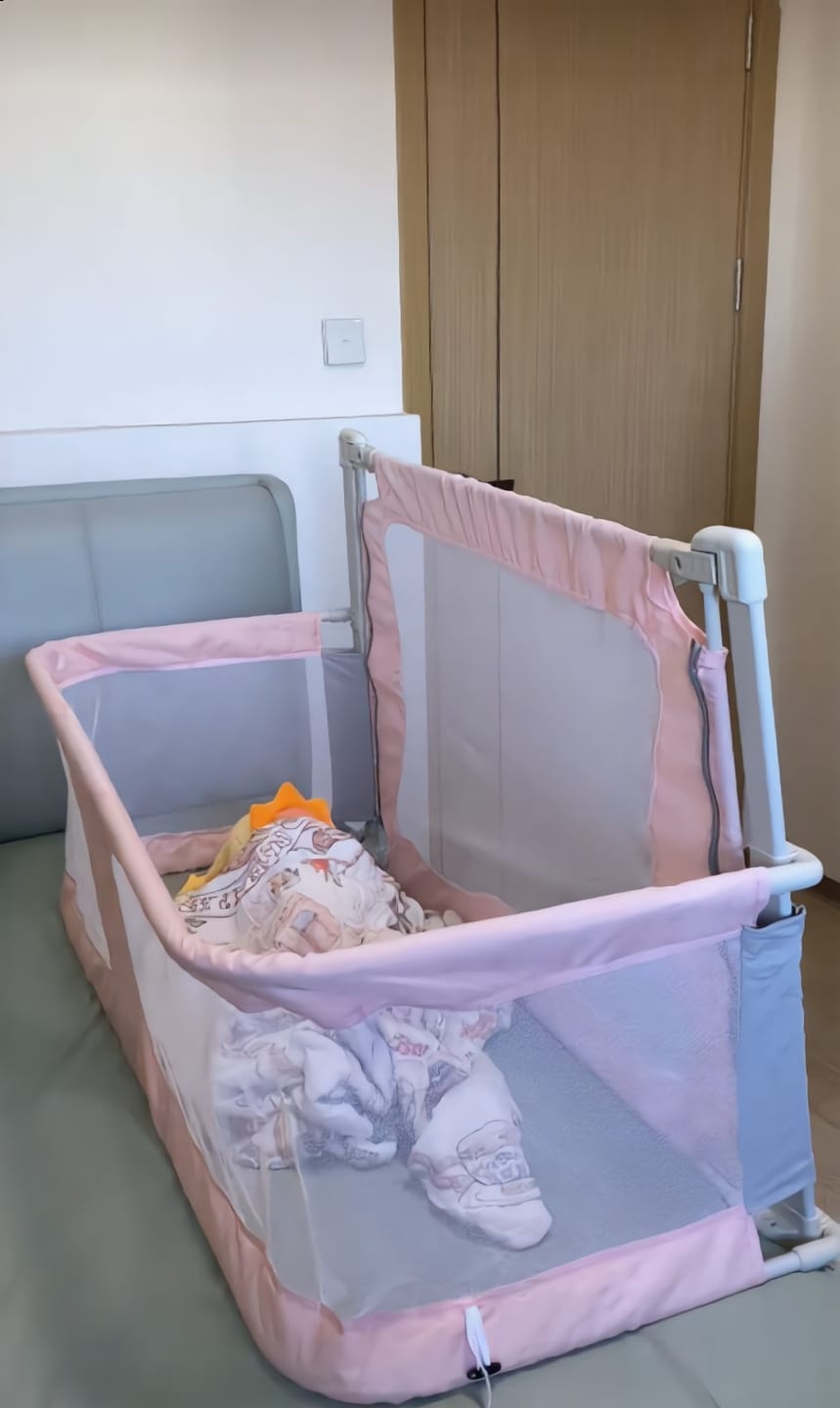 Customer photo review of Faltbares Beistellbett